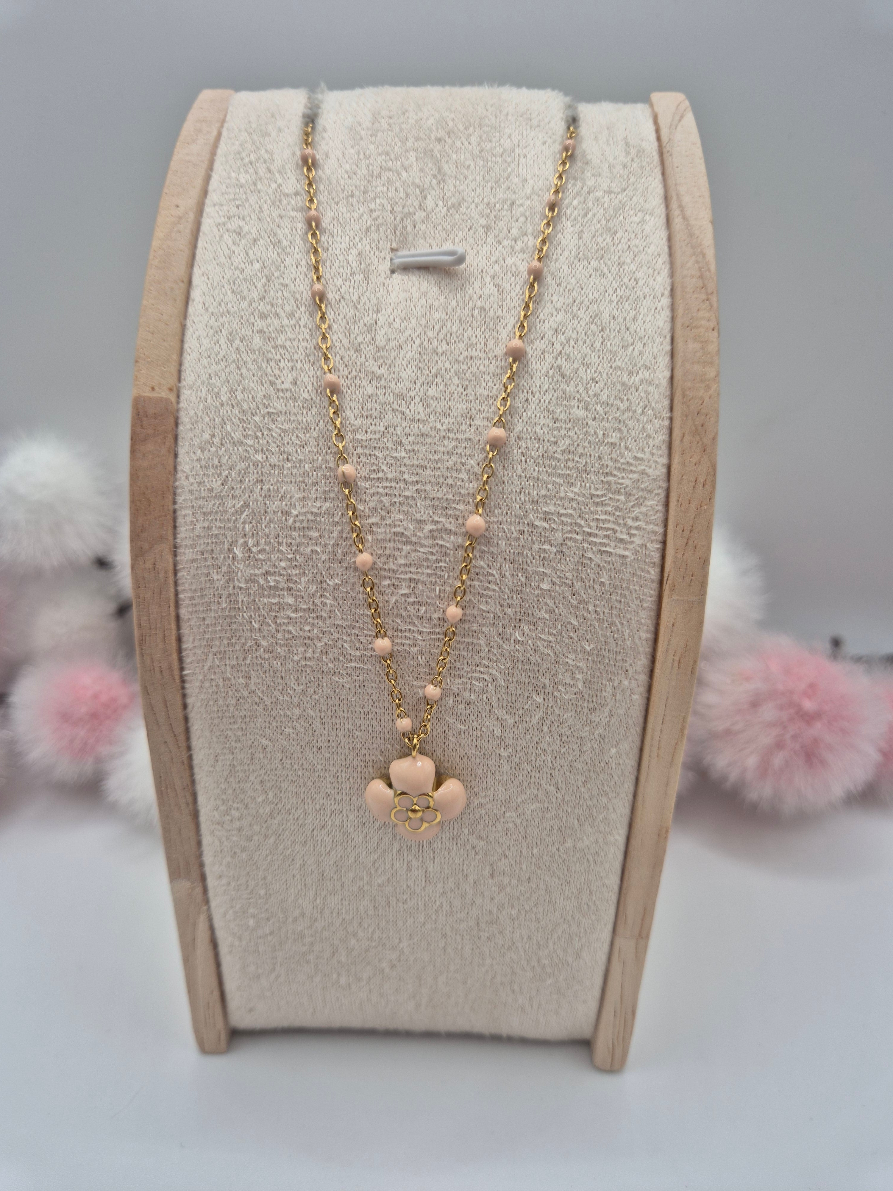 Collier Éclosion Rose Pâle