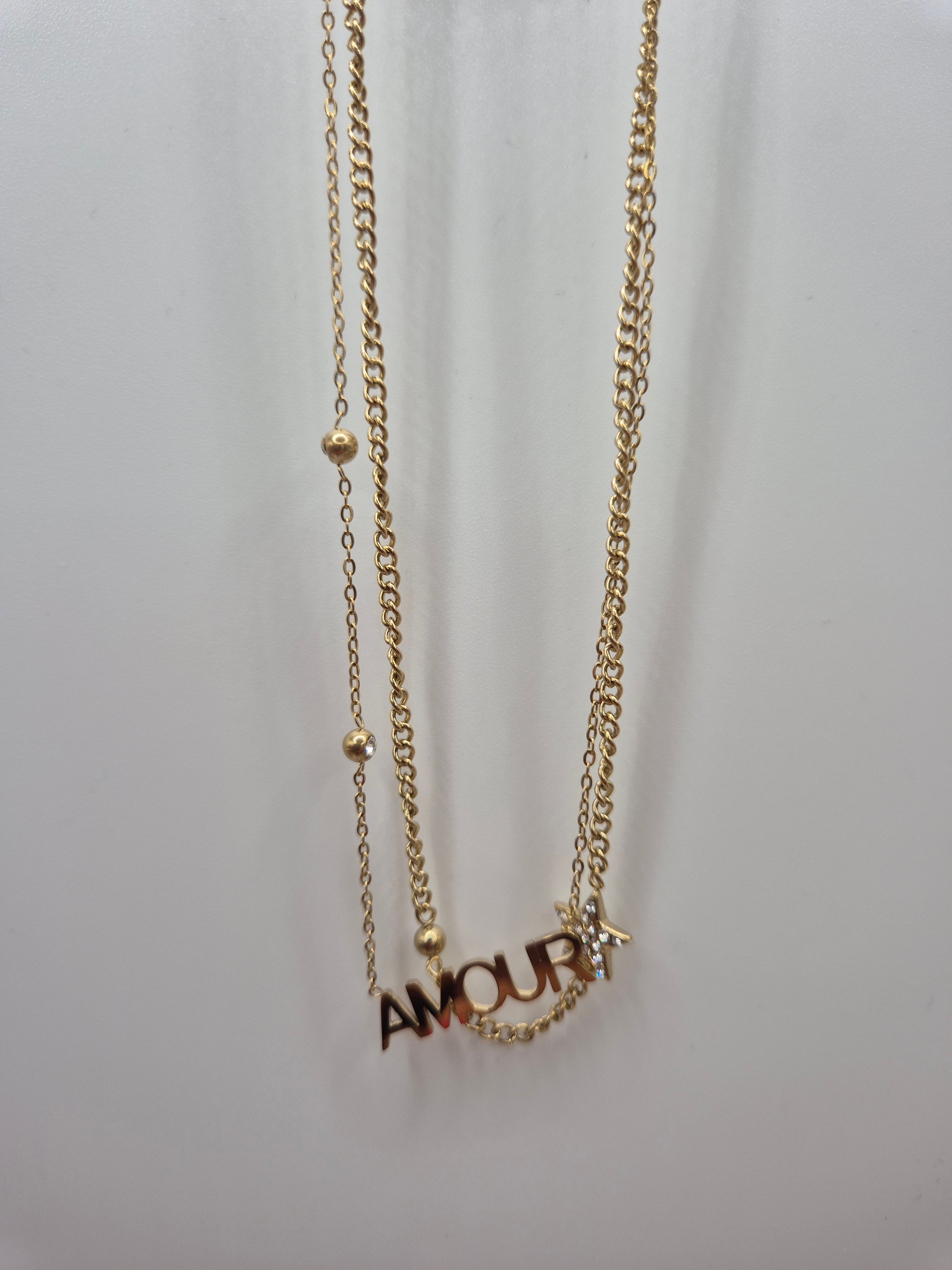 Collier Love
